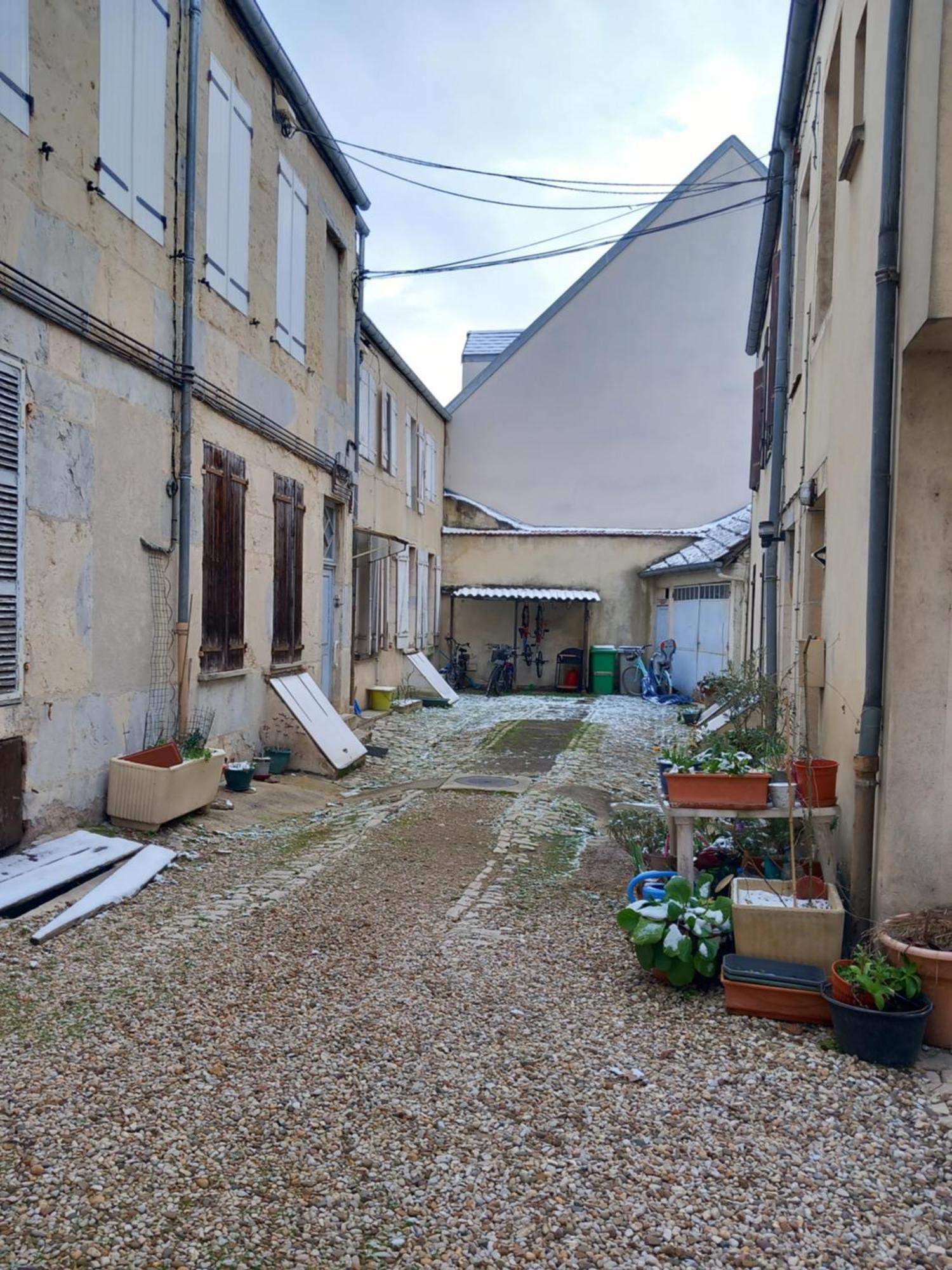דיז'ון La Cour Fleurie, Tout Confort מראה חיצוני תמונה